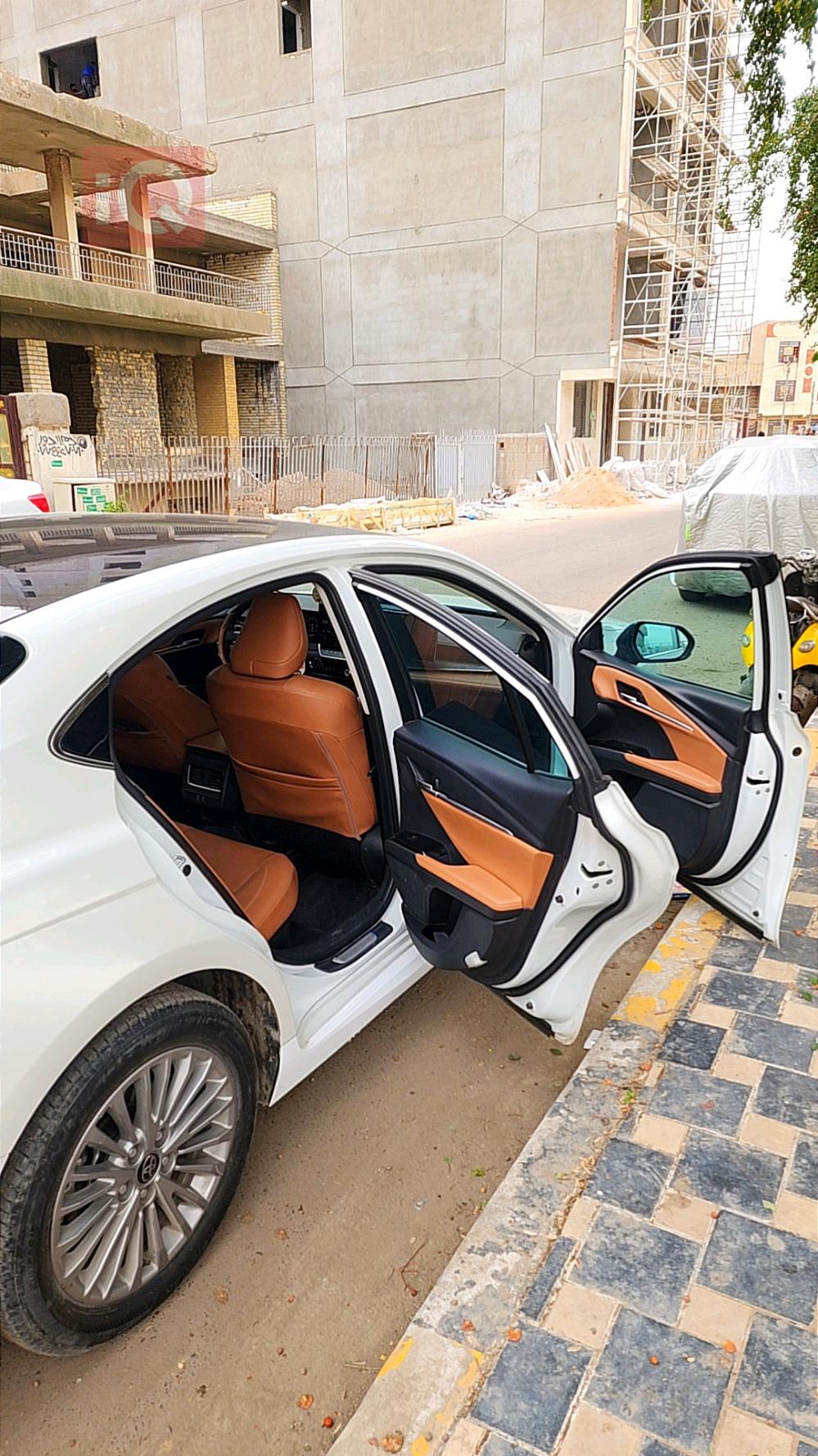 تۆیۆتا کامری